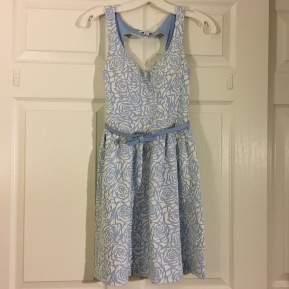 Blue Floral Texture Dress - Picture 2 of 5